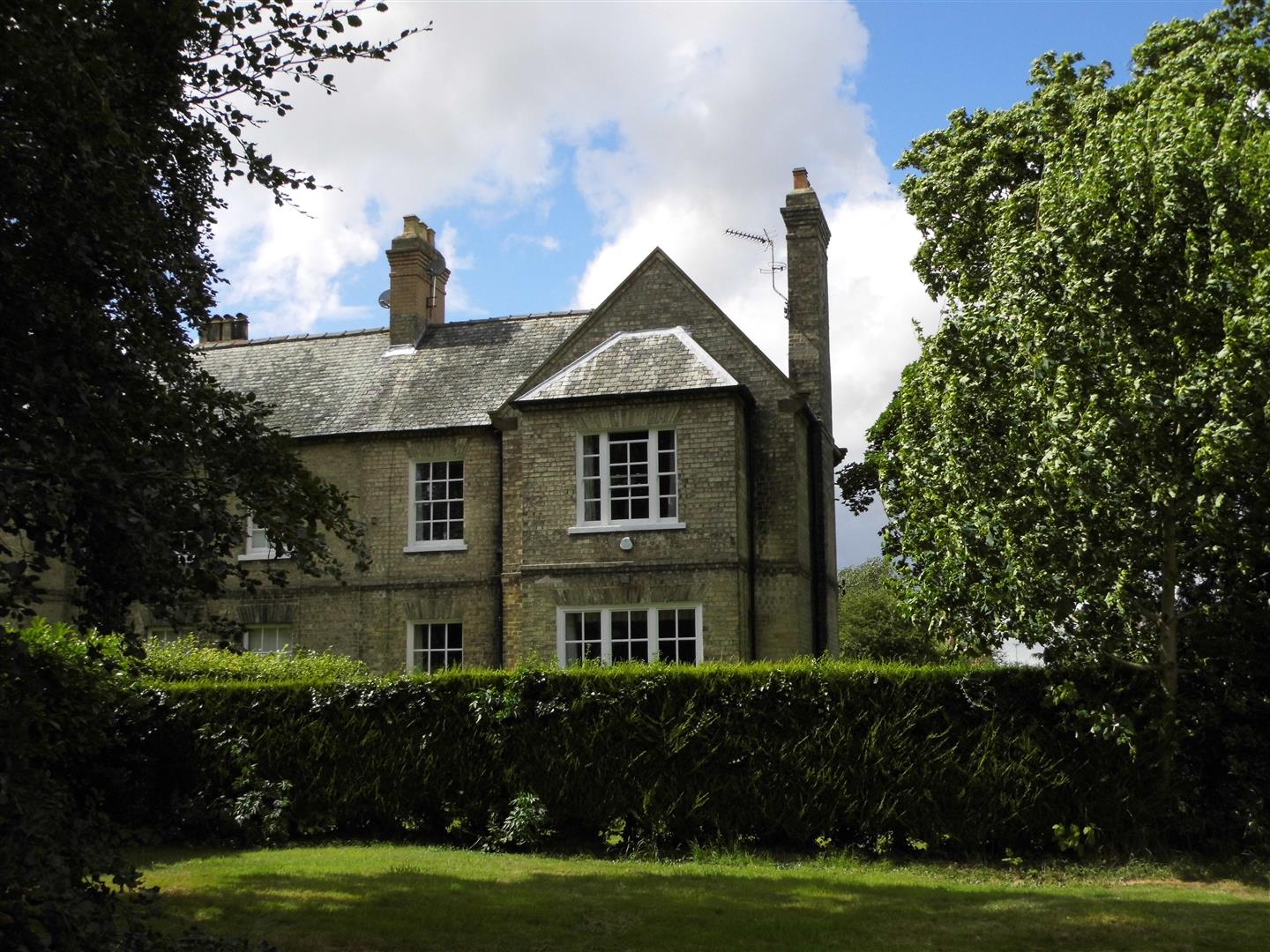 House SemiDetached Birt House, Arram Road, Leconfield, Beverley